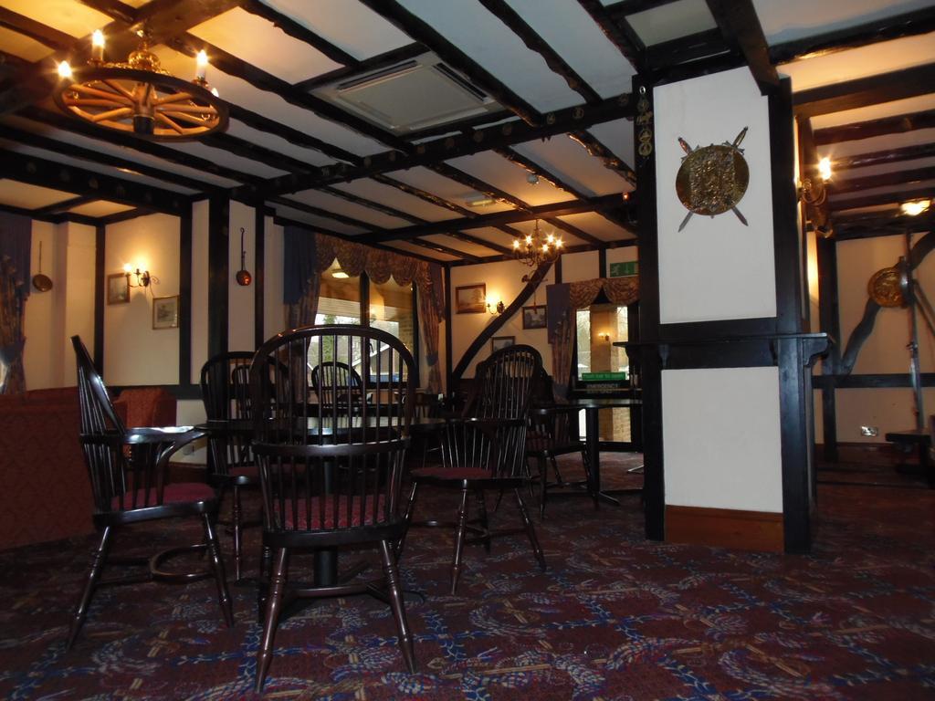 Lakeside Continental Hotel Camberley Eksteriør billede